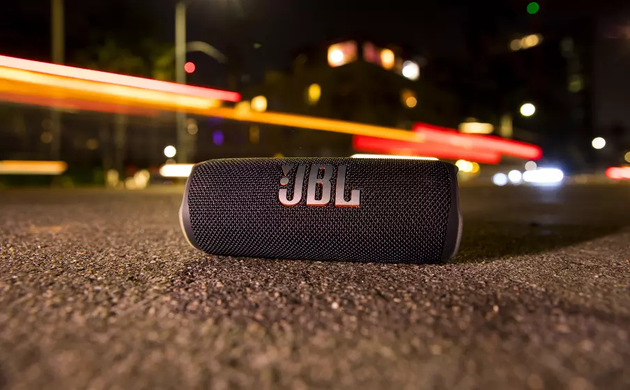 parlante-jbl-flip-6-blanco-a